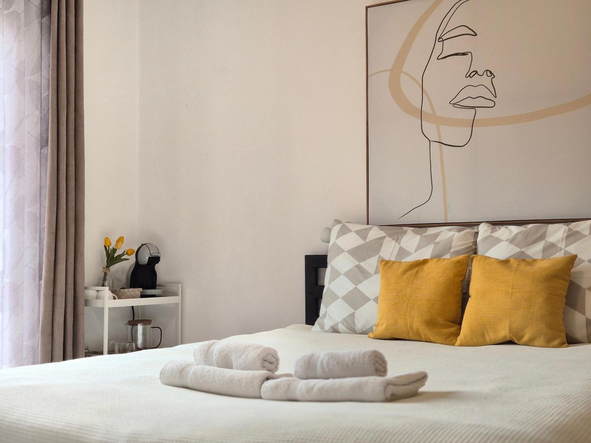Apartments & Rooms Ivana ロヴィニ 部屋 写真