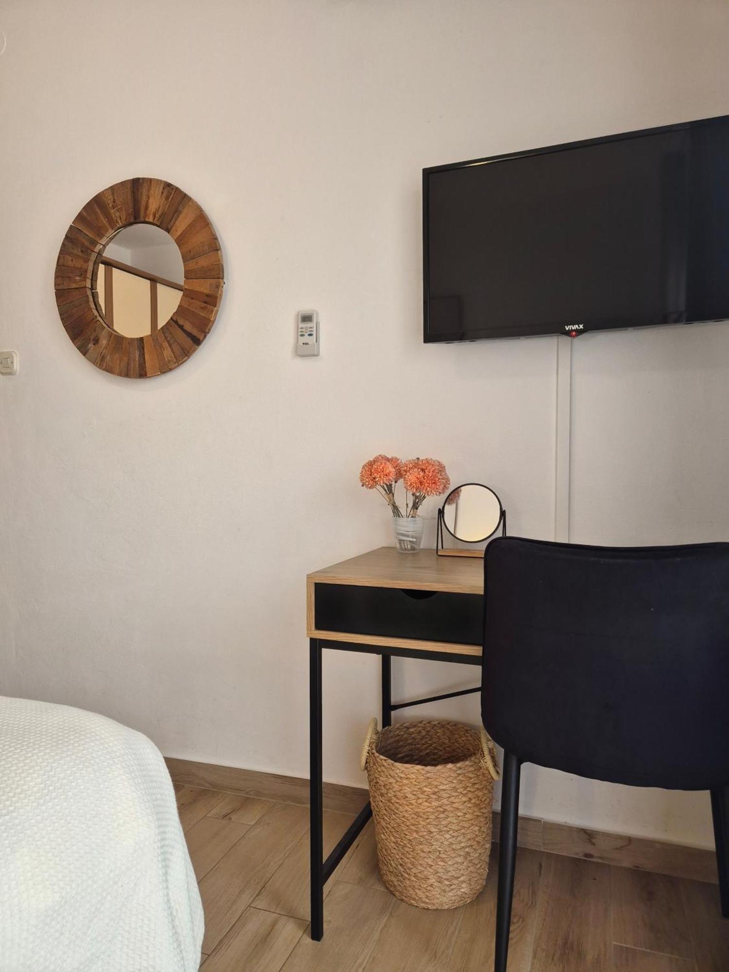 Apartments & Rooms Ivana ロヴィニ 部屋 写真